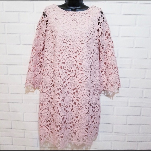 Lord & Taylor Pale Pink Lace wide sleeves cocktail - Picture 1 of 5